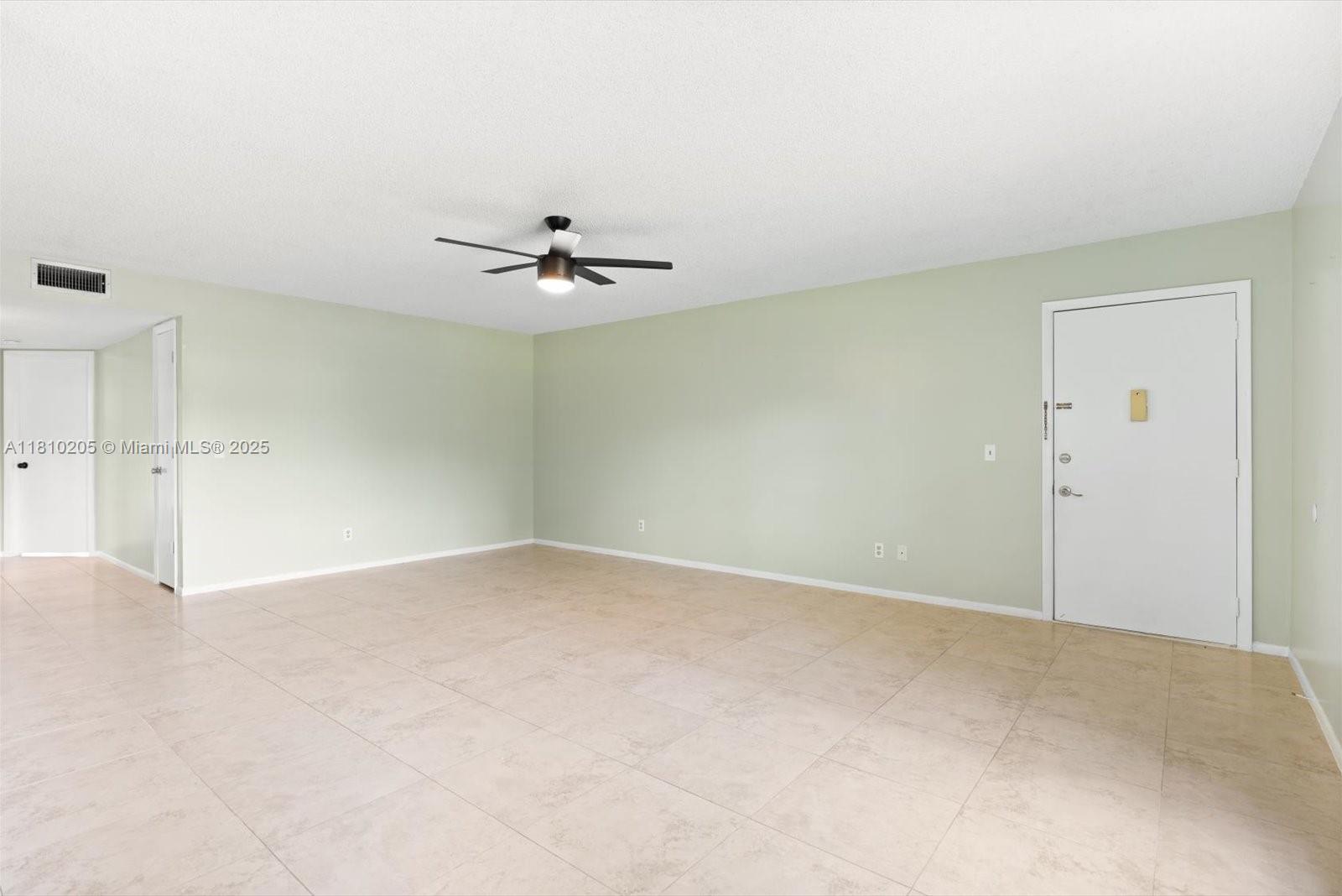 20 Lake Vista Trl 107