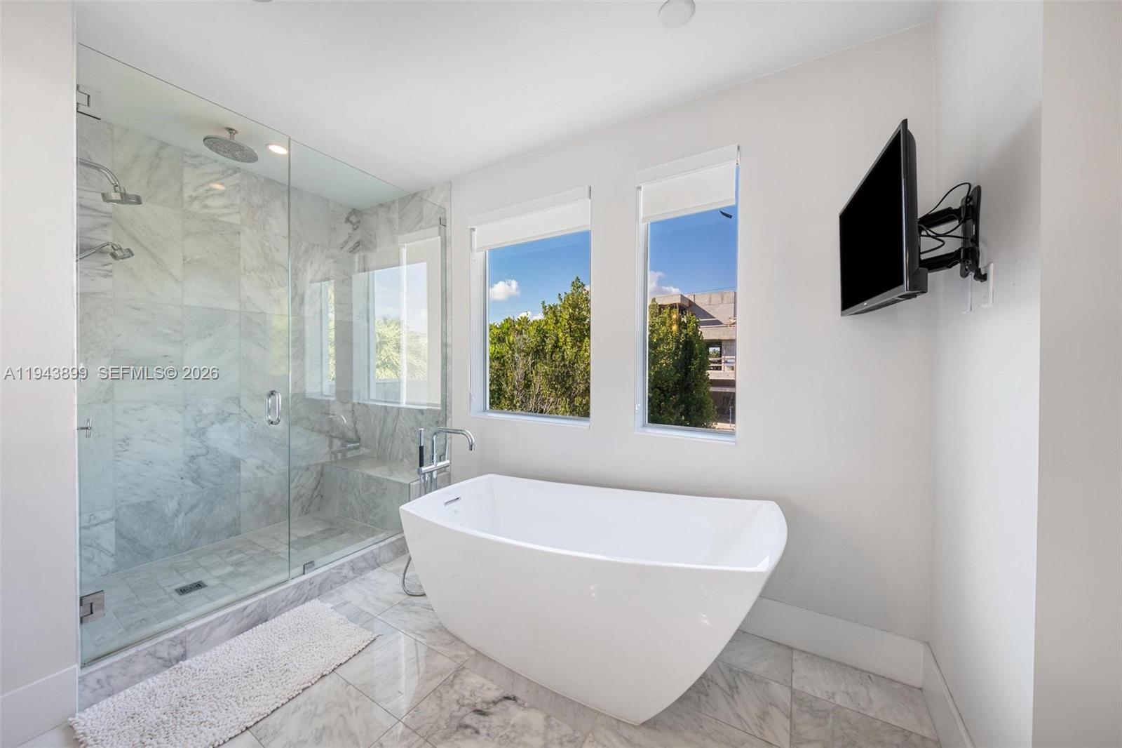 LAUDERDALE BEACH EXT UNIT - Residential