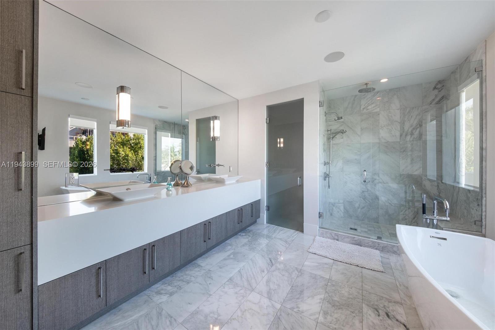 LAUDERDALE BEACH EXT UNIT - Residential