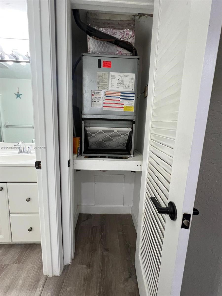 KEN-LEE GARDENS CONDO - Residential Lease