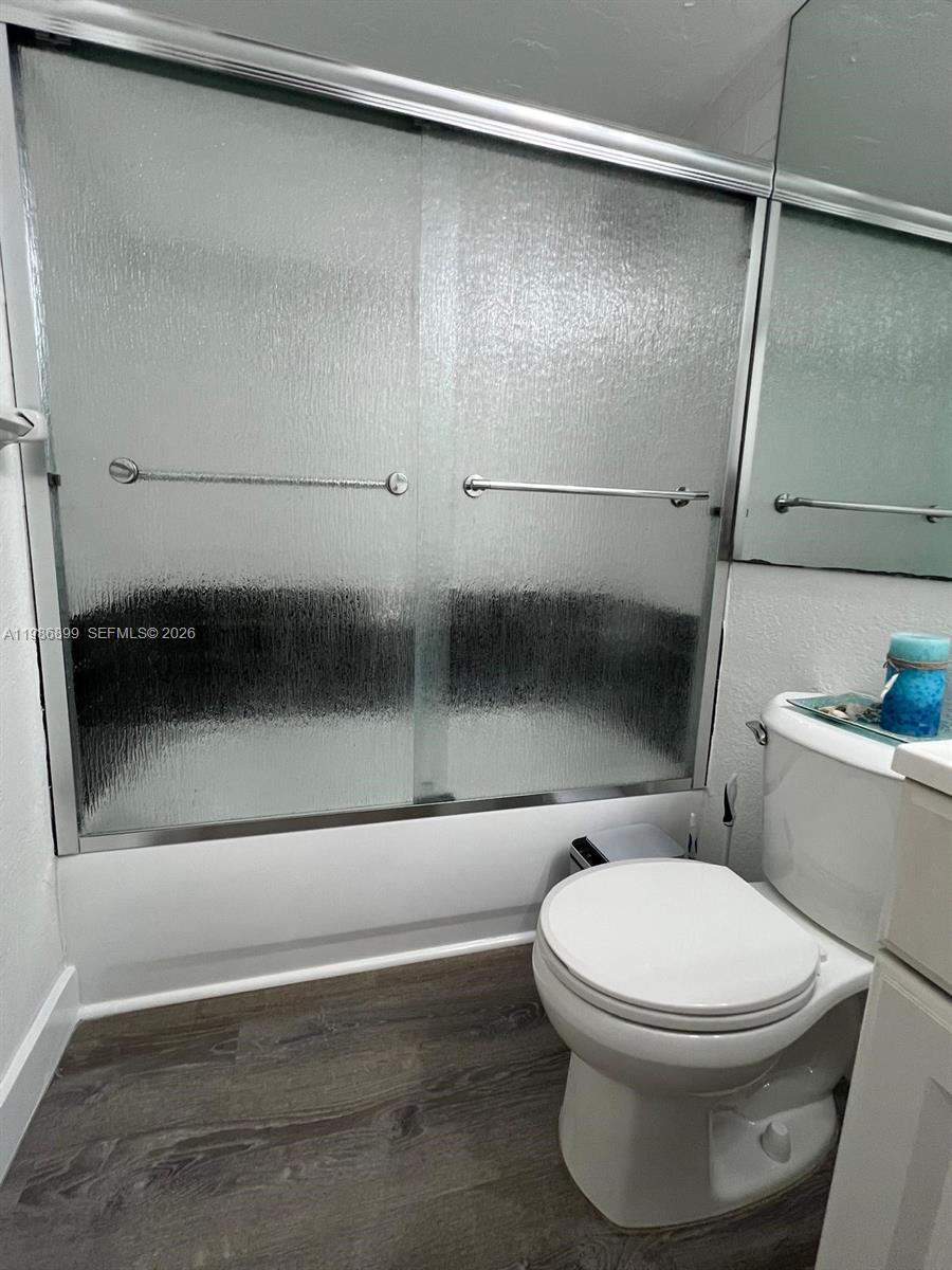 KEN-LEE GARDENS CONDO - Residential Lease