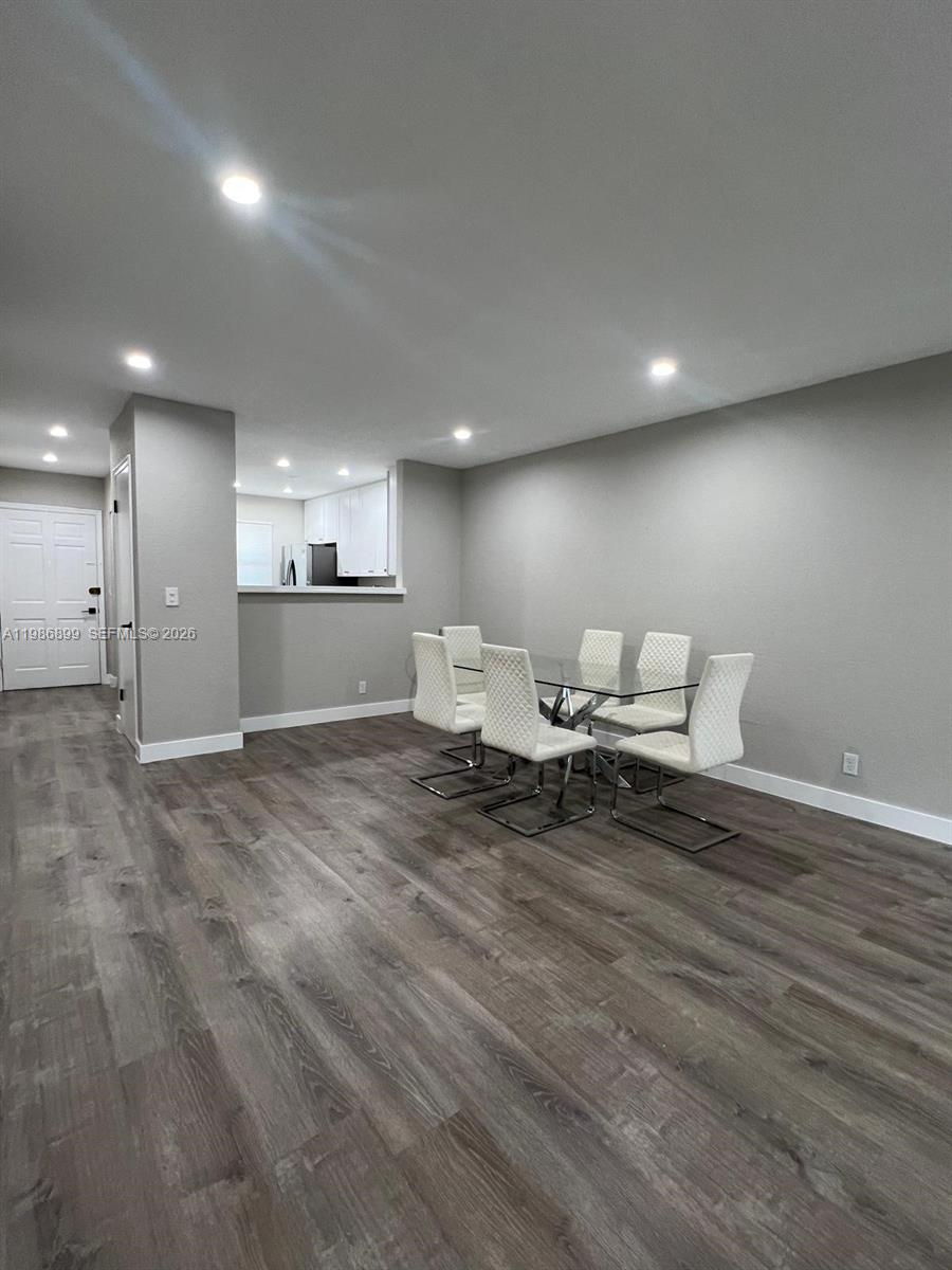 KEN-LEE GARDENS CONDO - Residential Lease