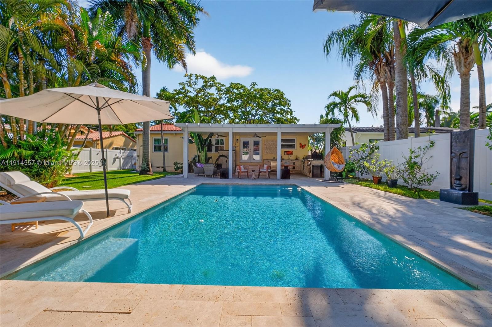 SUNSET TRAILS NO 5 - Residential