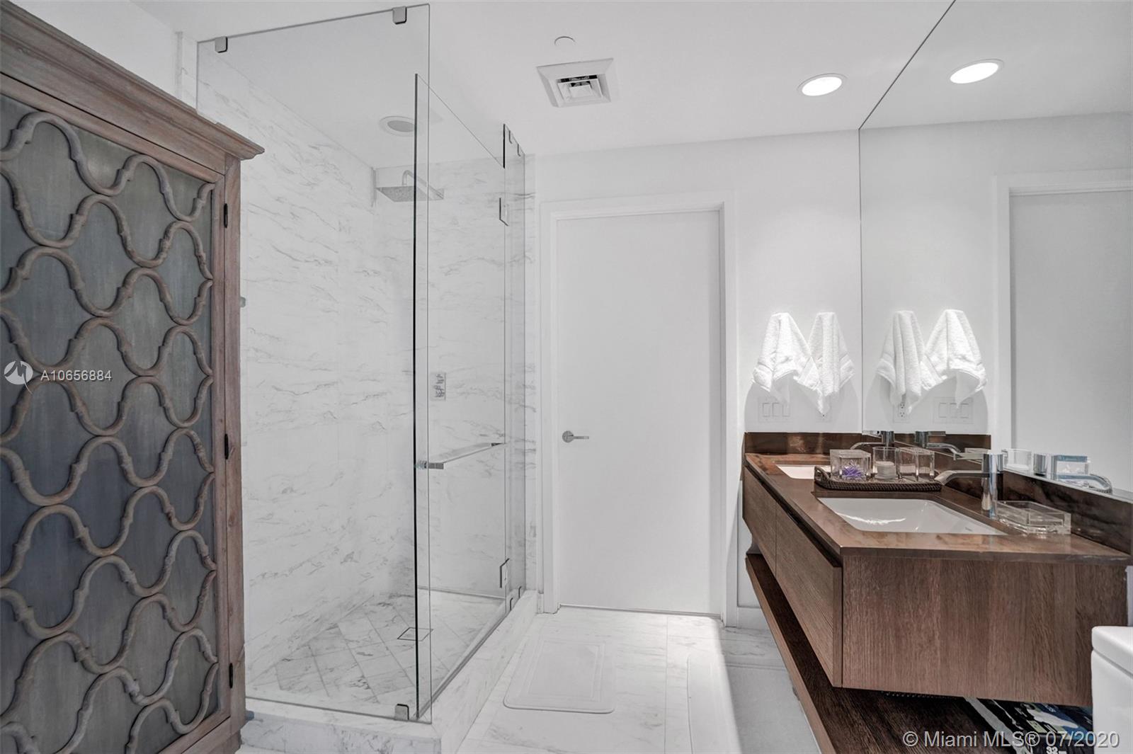 OCEANA KEY BISCAYNE CONDO - Residential