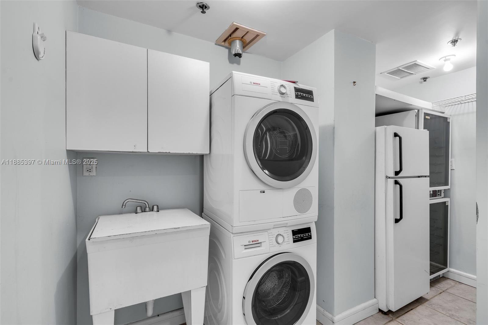 KEY COLONY NO 1 - Residential