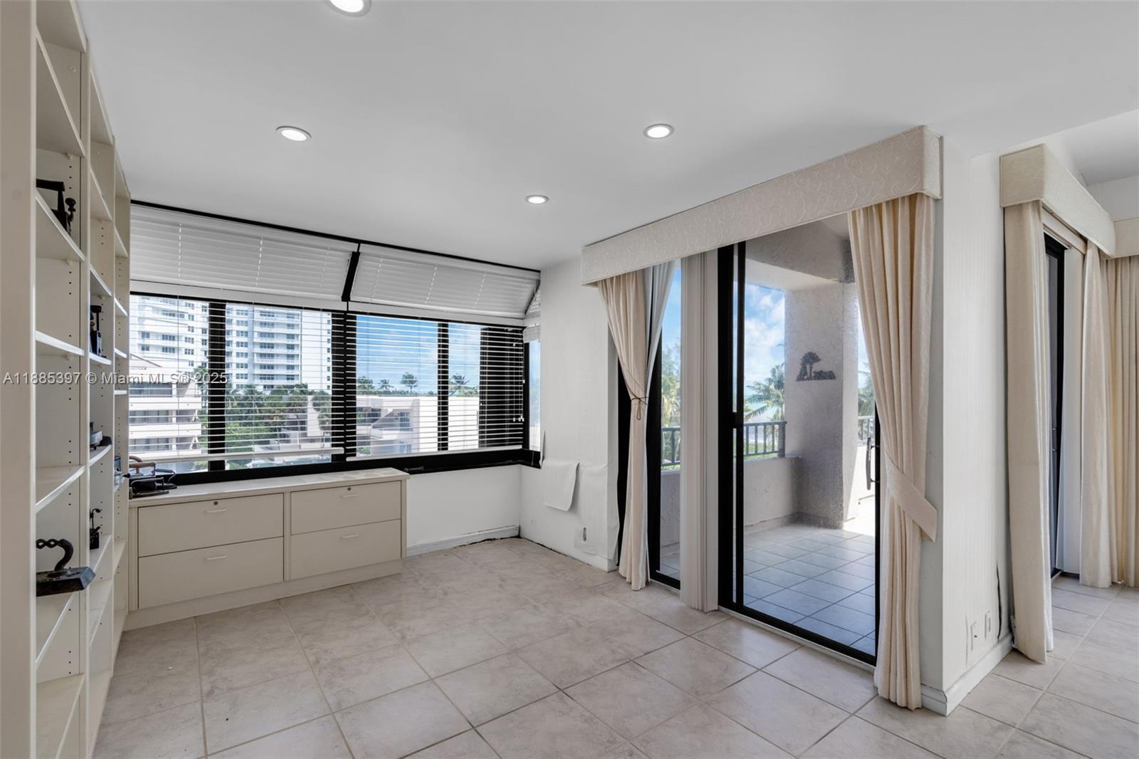 KEY COLONY NO 1 - Residential