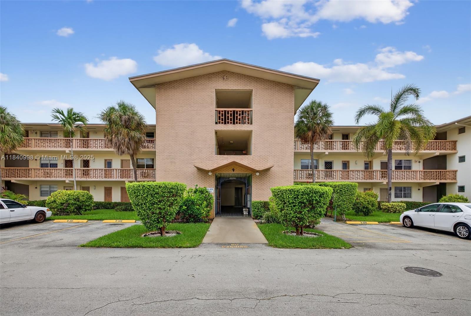 MAR-LEN GARDENS NO 9 CORP - Residential