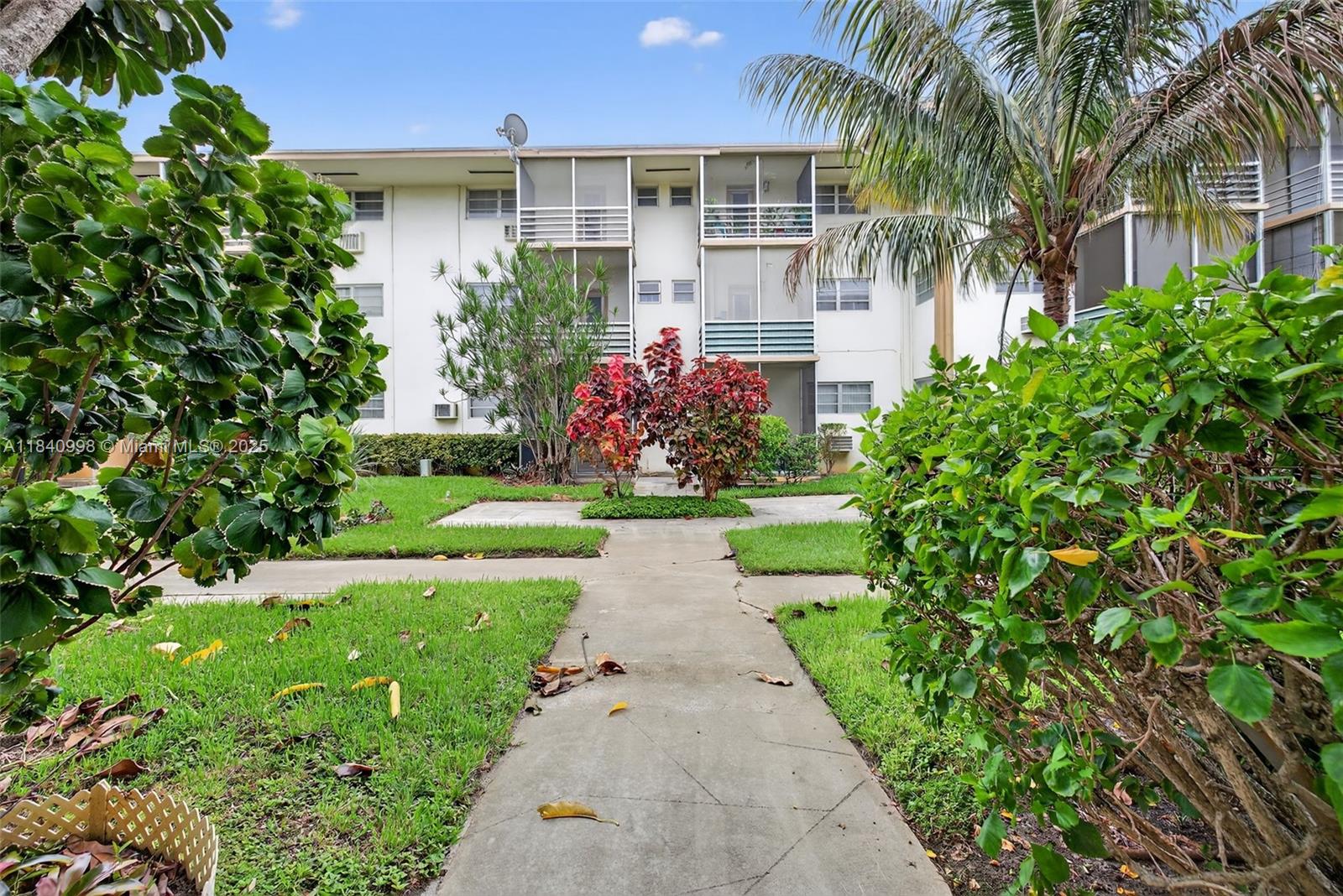 MAR-LEN GARDENS NO 9 CORP - Residential