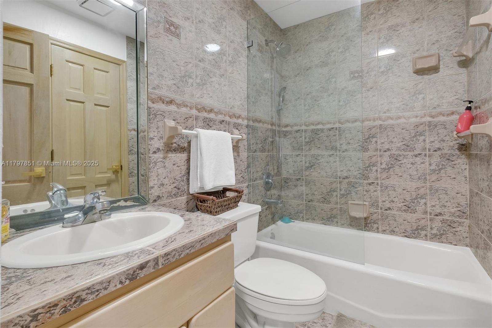 GRANADA PLACE AMD PL - Residential