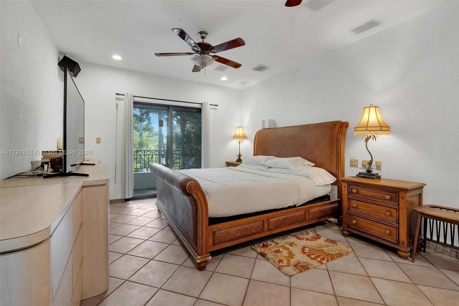 GRANADA PLACE AMD PL - Residential