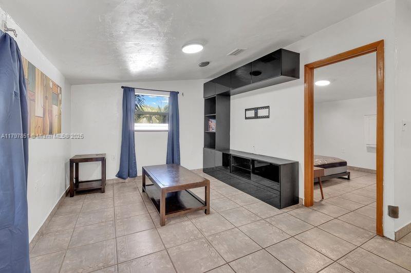 GRANADA PLACE AMD PL - Residential