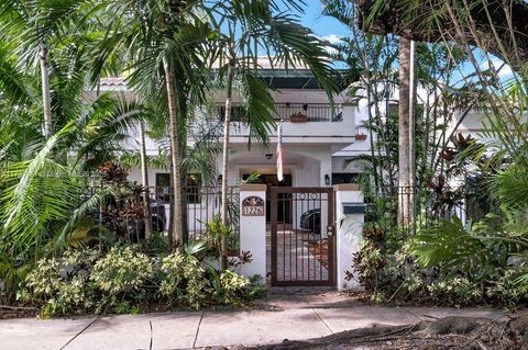 Photo of 1226 Cordova Street, Coral Gables, FL 33134 (MLS # A11797851)