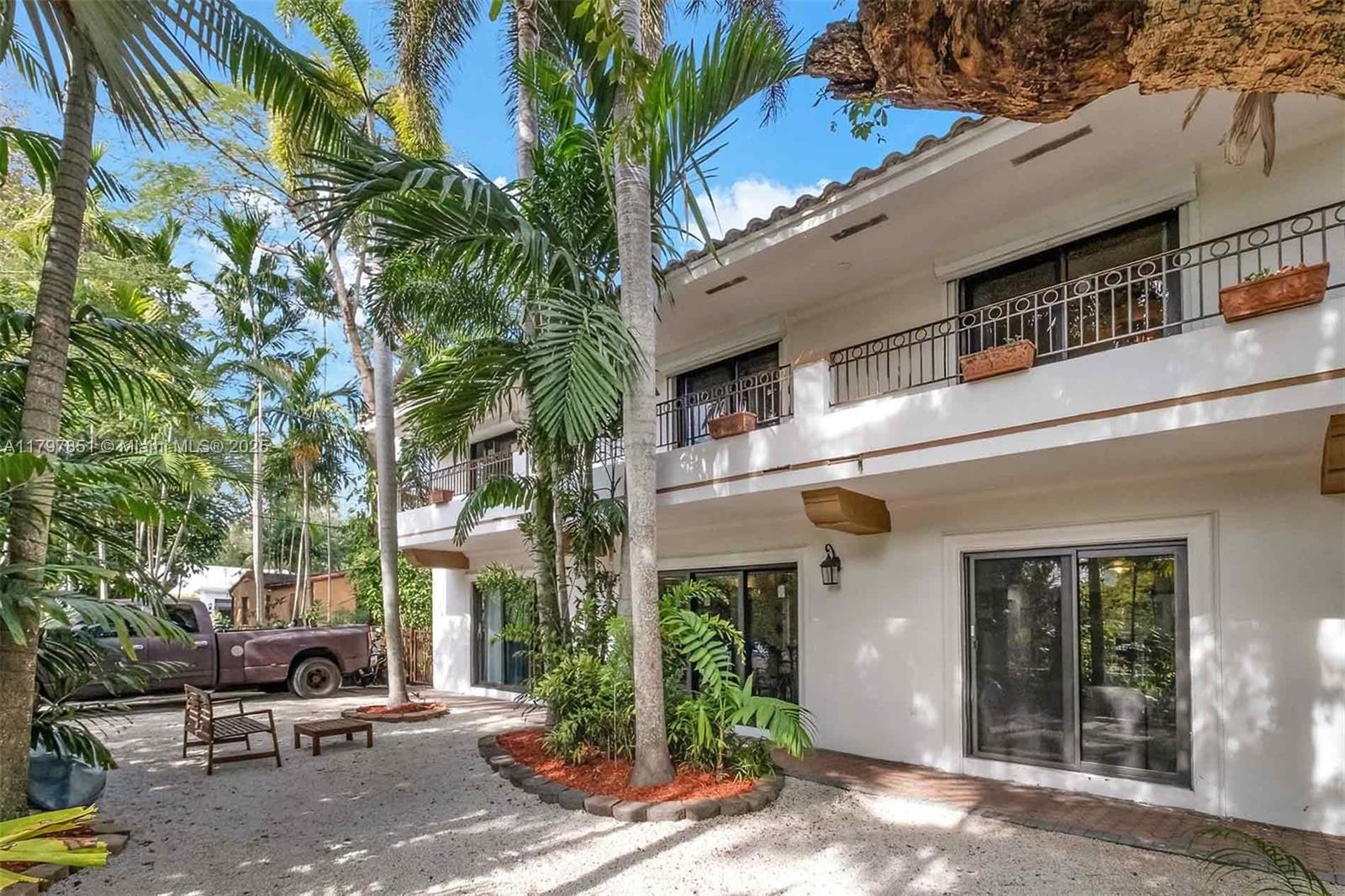 GRANADA PLACE AMD PL - Residential