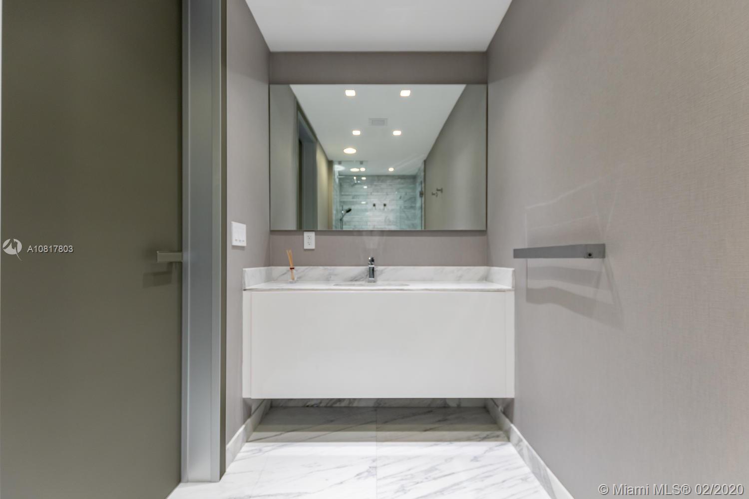 OCEANA BAL HARBOUR CONDO - Residential