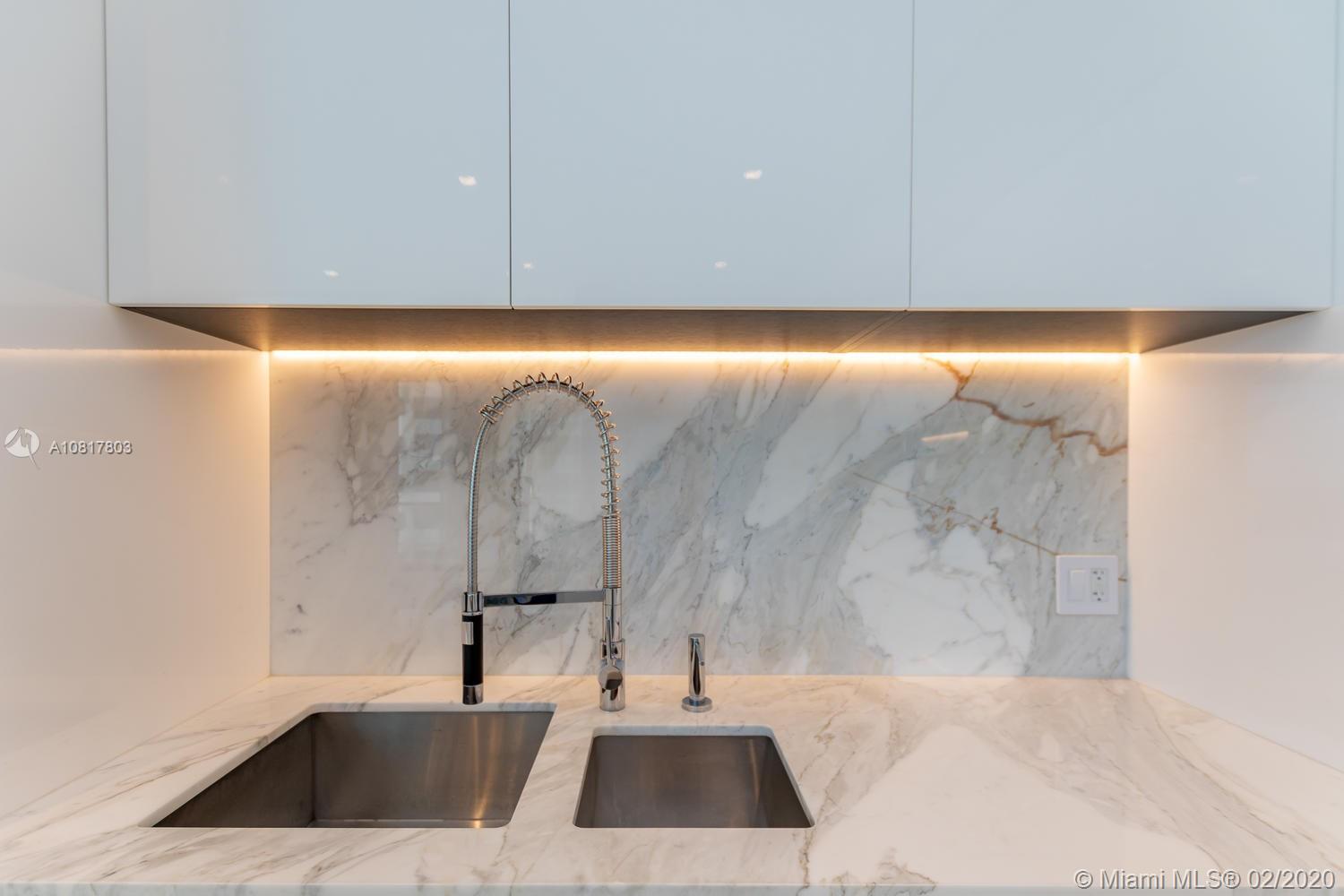 OCEANA BAL HARBOUR CONDO - Residential