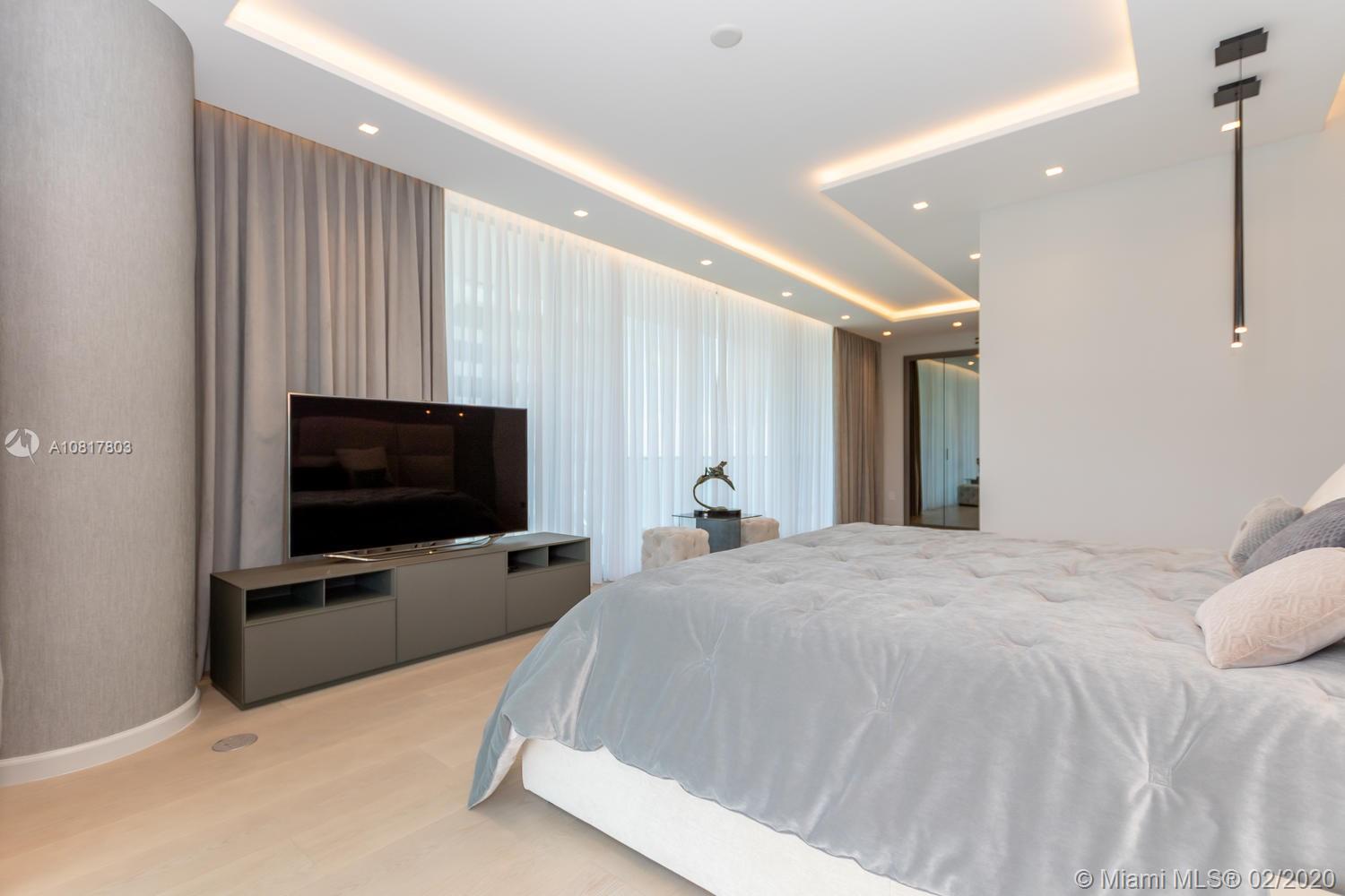 OCEANA BAL HARBOUR CONDO - Residential