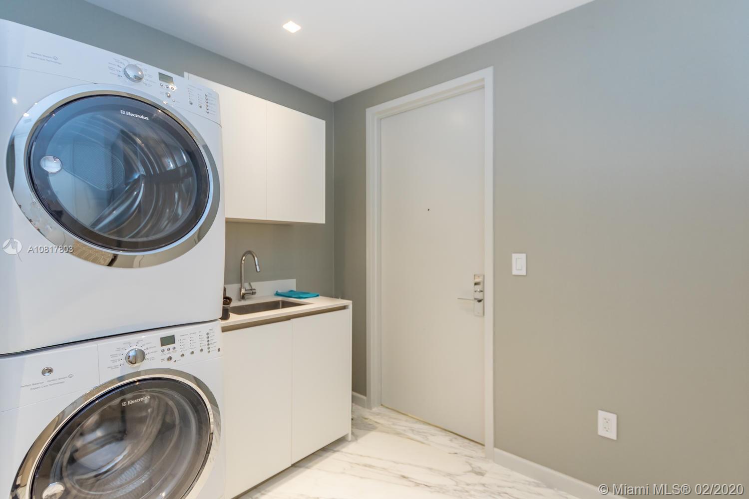 OCEANA BAL HARBOUR CONDO - Residential