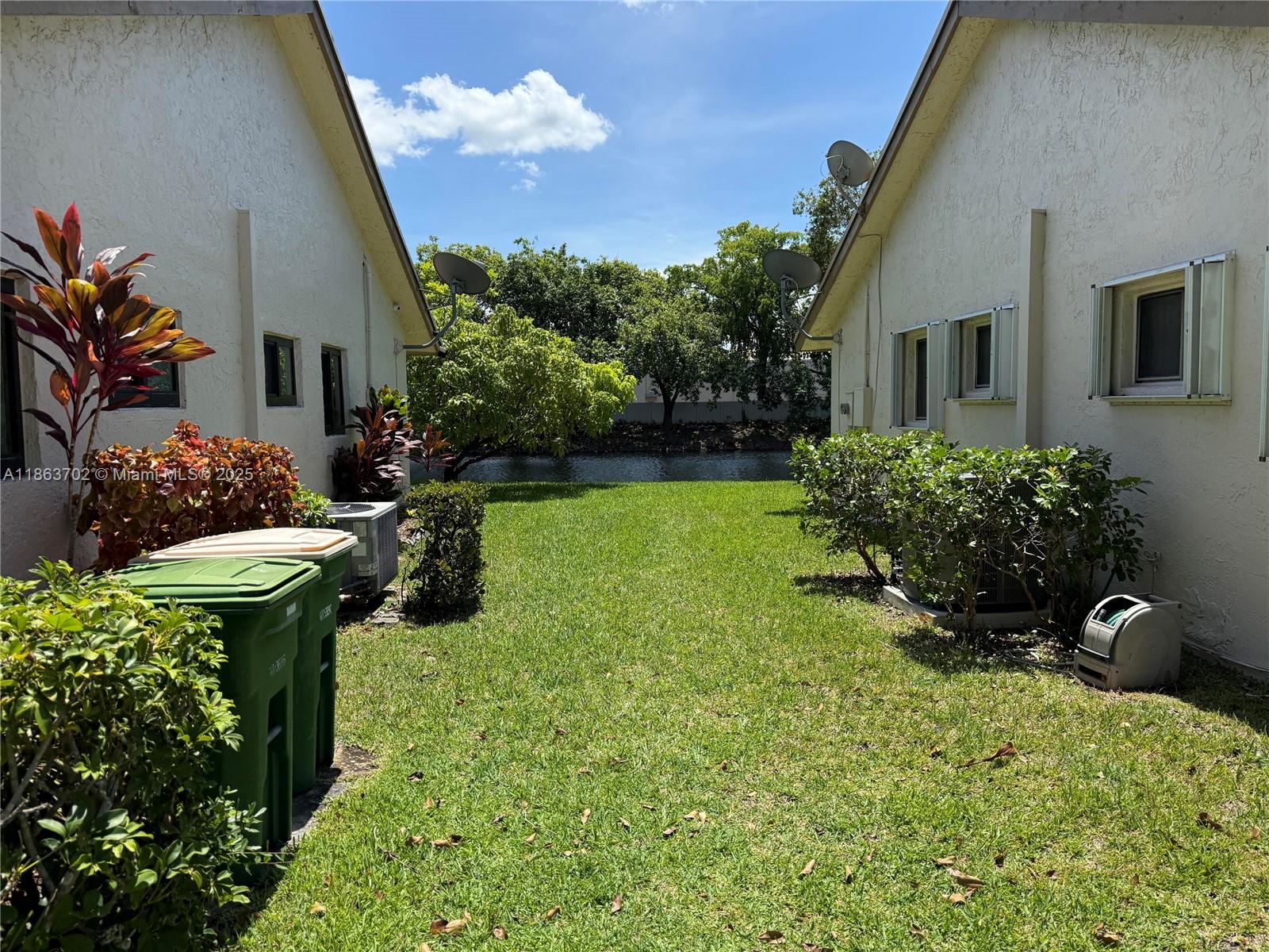 7808 NW 60th St