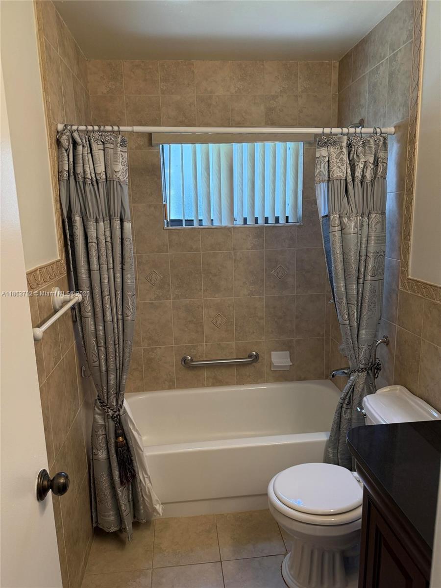 WATERSIDE - Residential