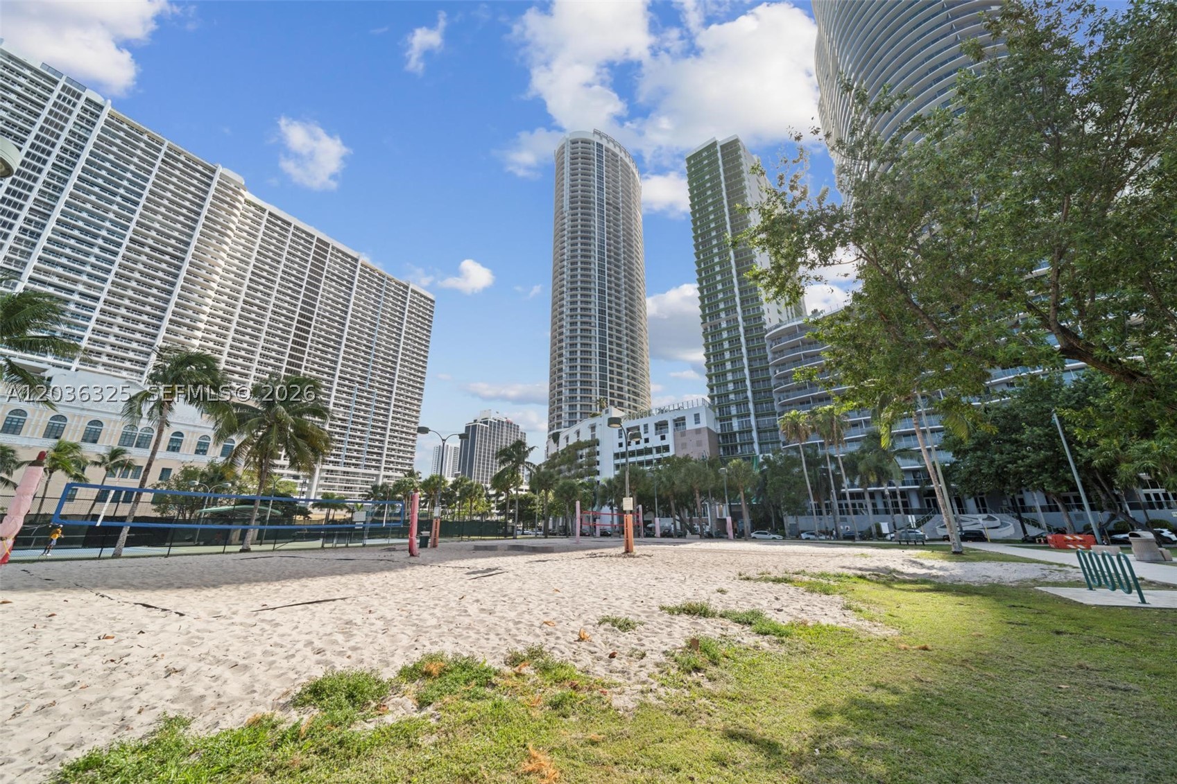 1750 N Bayshore Dr 4315