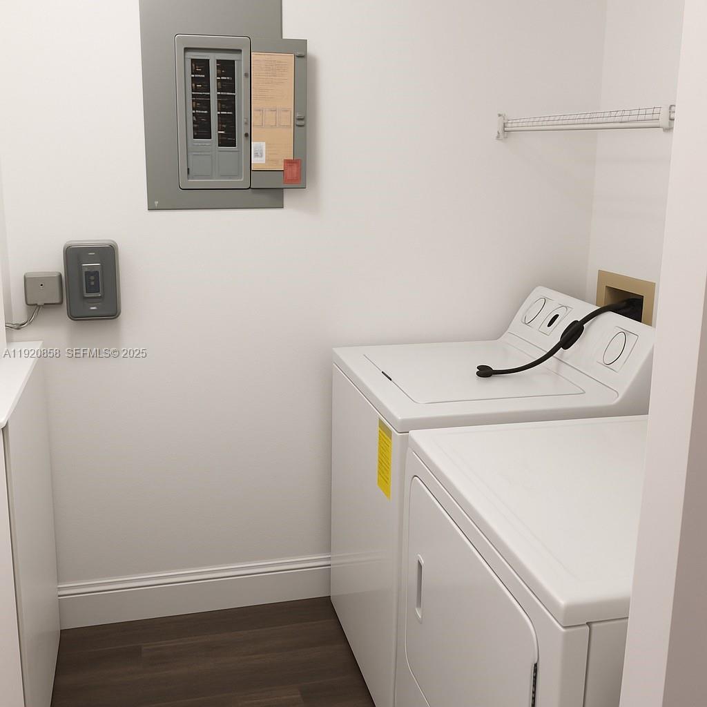 PINE RIDGE AT HAVERHILL C - Residential Lease