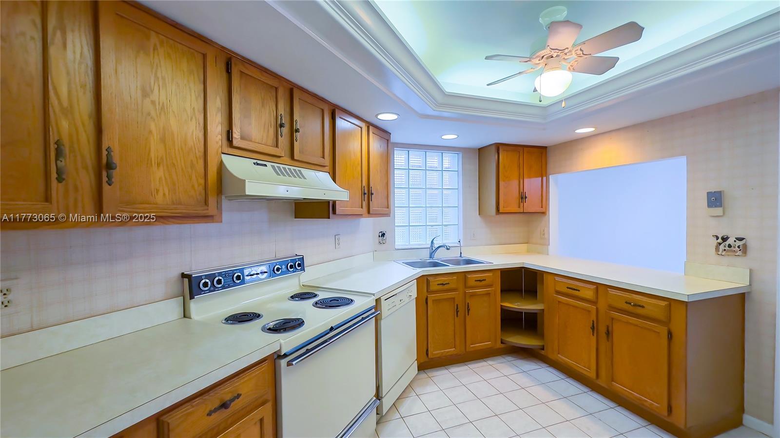 WINCHESTER COURT - Residential