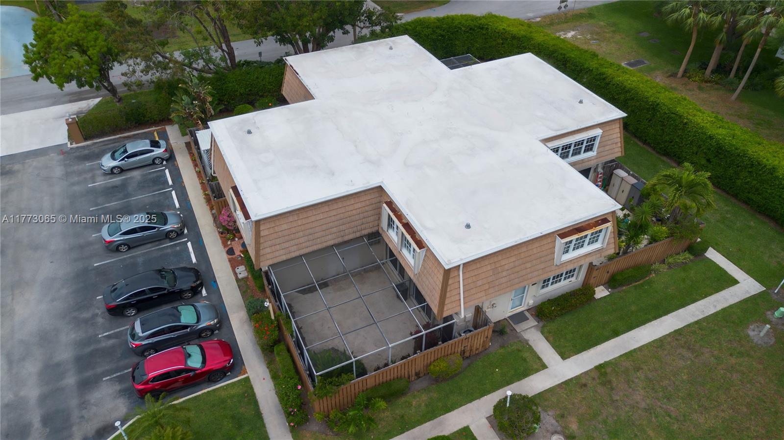 WINCHESTER COURT - Residential
