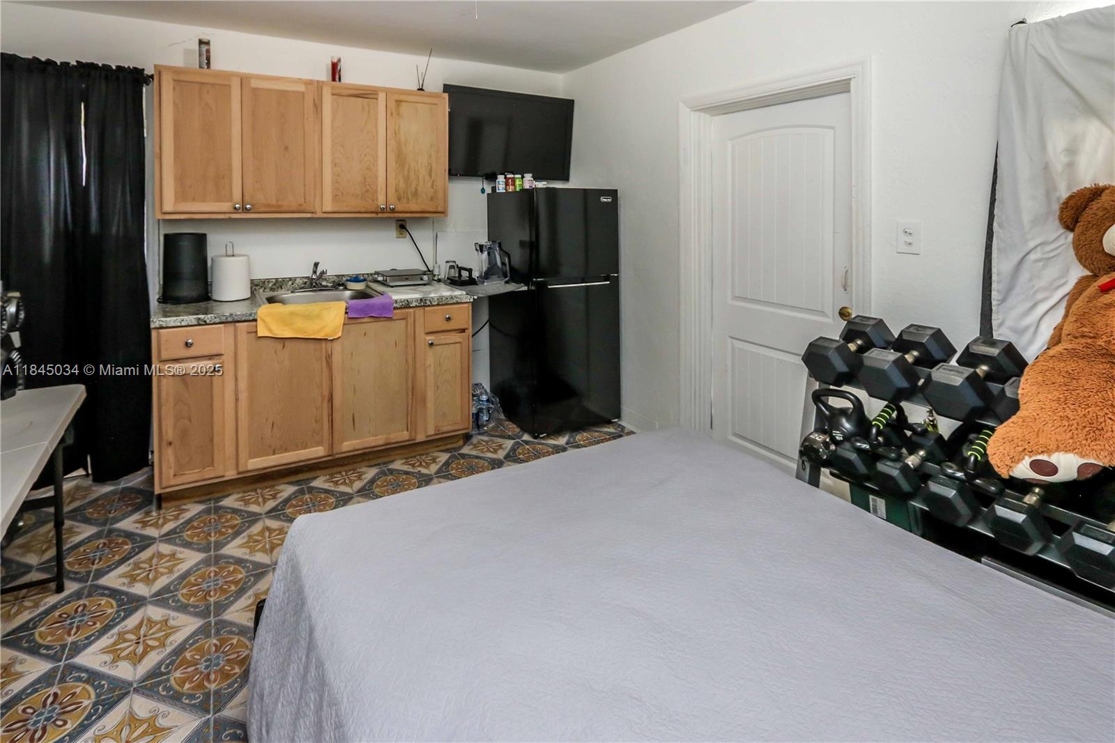 HIALEAH 12TH ADDN REV & A - Residential Income