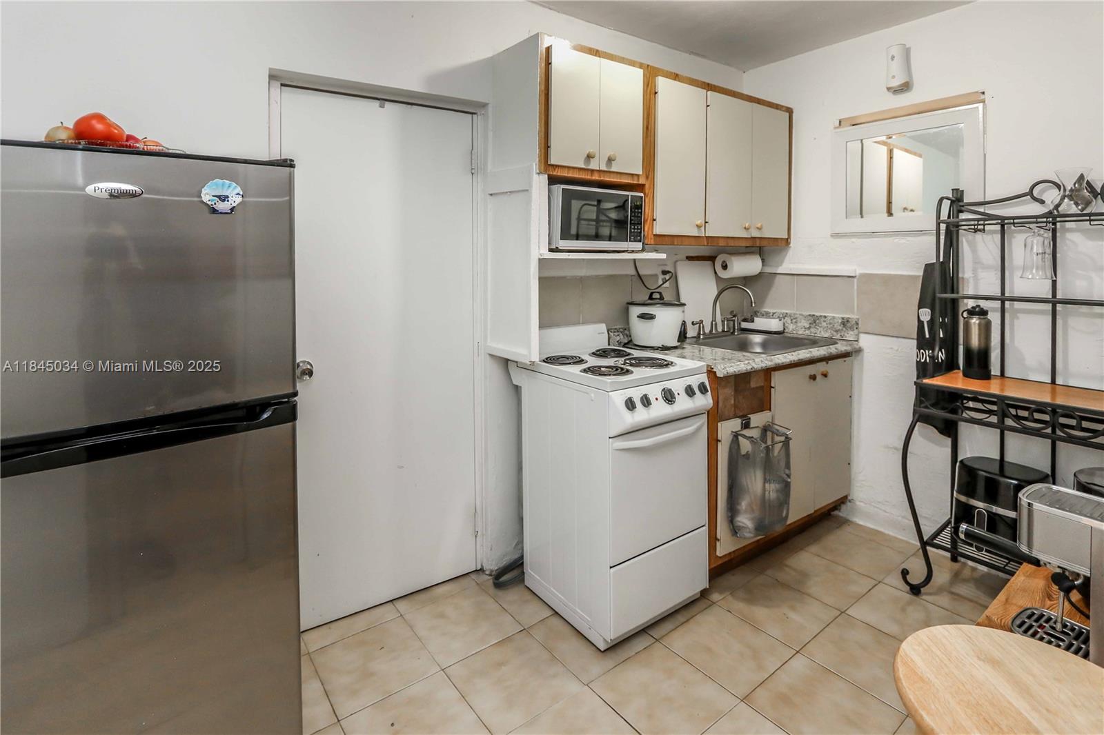 HIALEAH 12TH ADDN REV & A - Residential Income