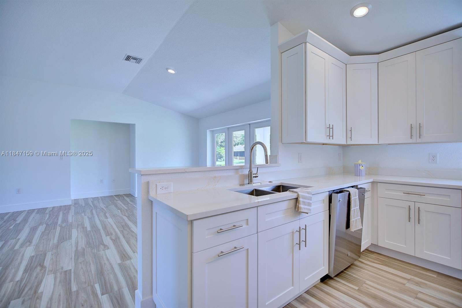 SPRING LAKE VILLAGE V - Residential