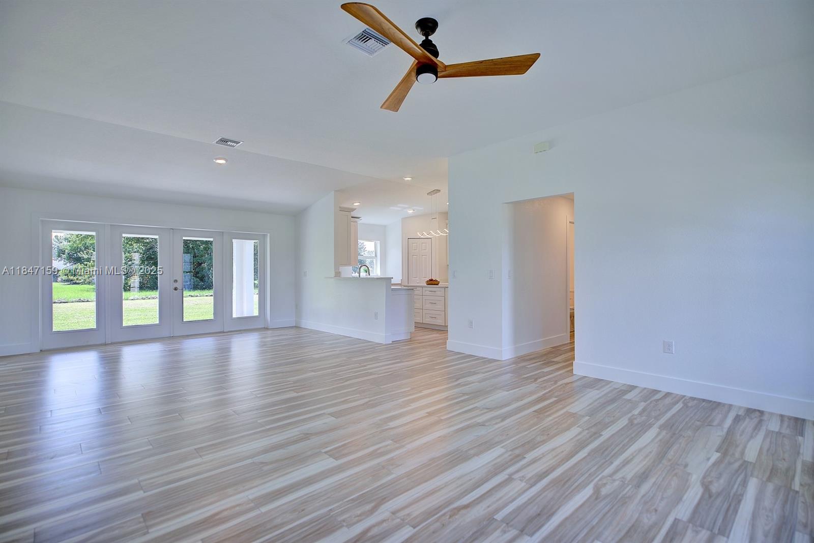 SPRING LAKE VILLAGE V - Residential