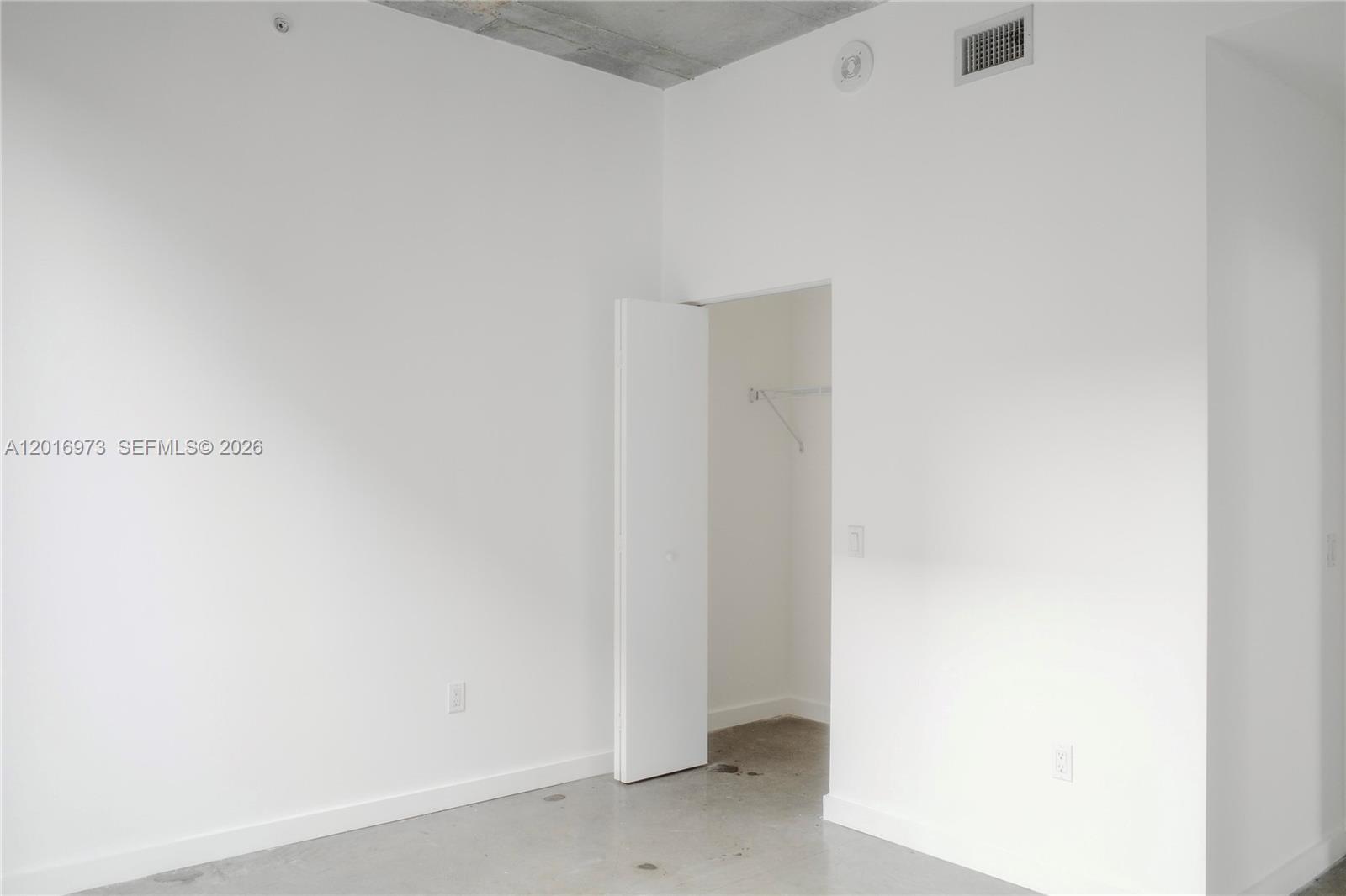 CENTRO CONDO - Residential