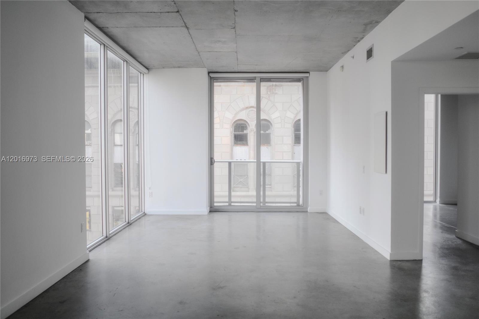 CENTRO CONDO - Residential