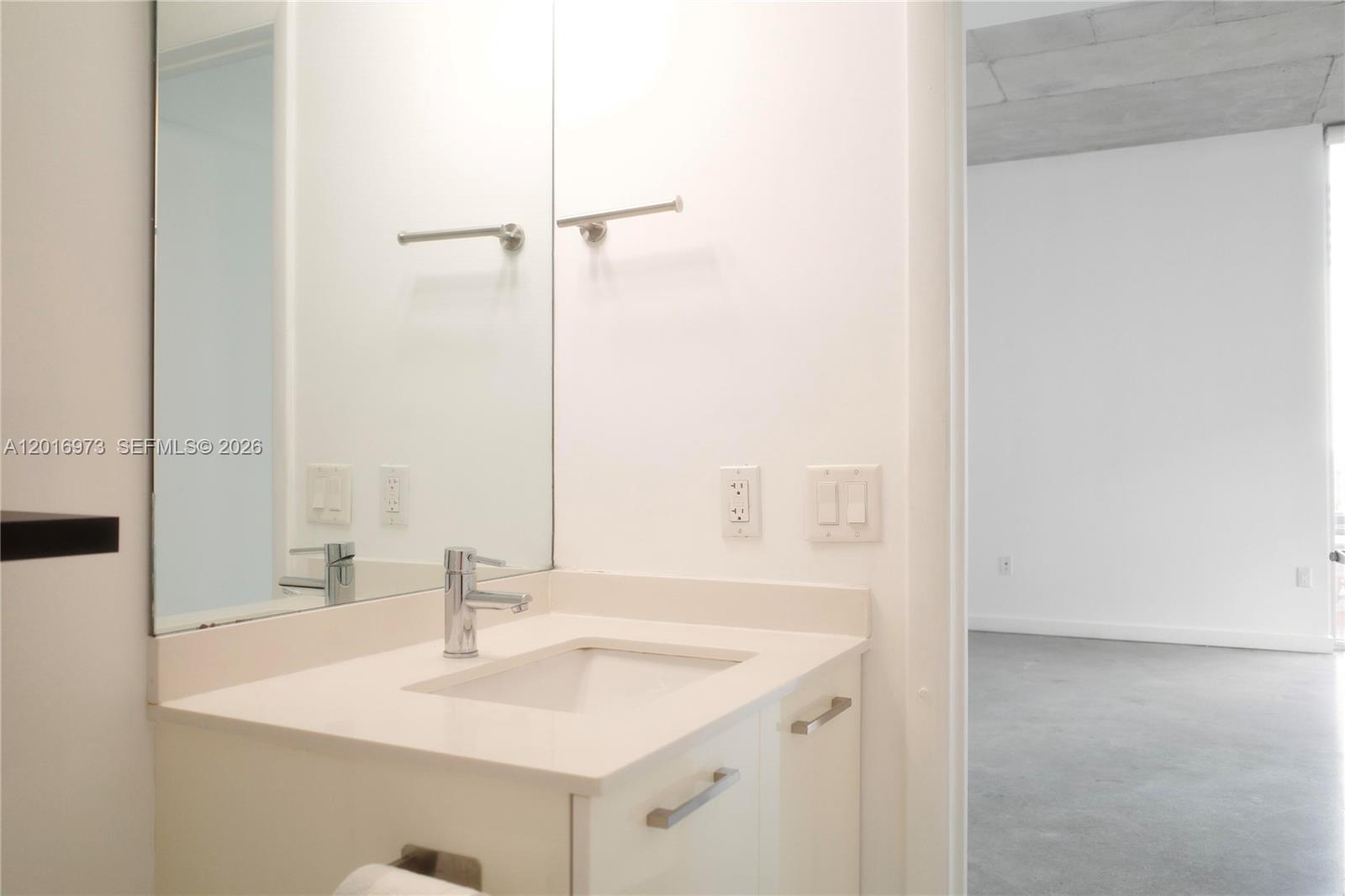 CENTRO CONDO - Residential