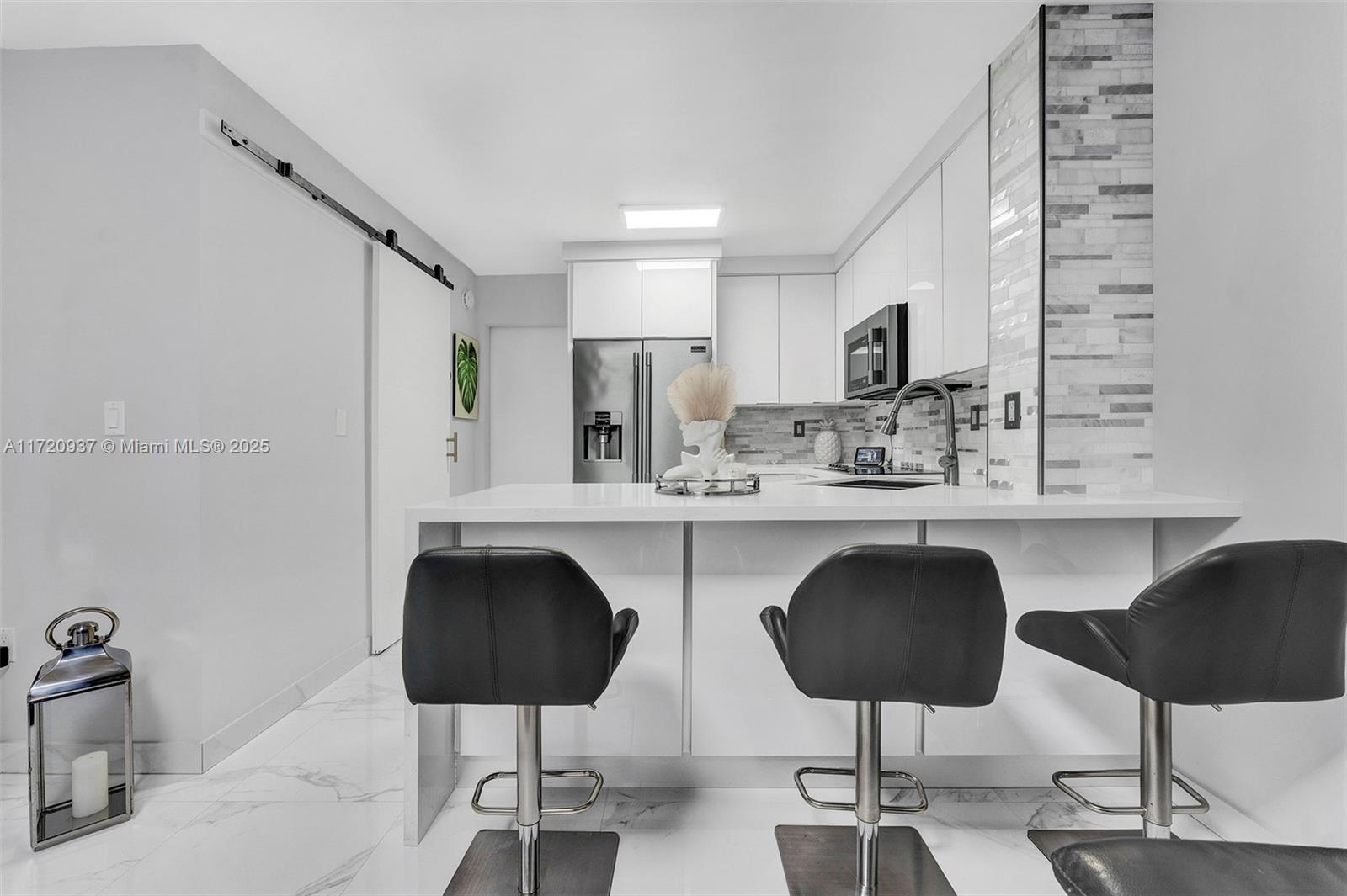HIALEAH CLUB VILLAS CONDO - Residential