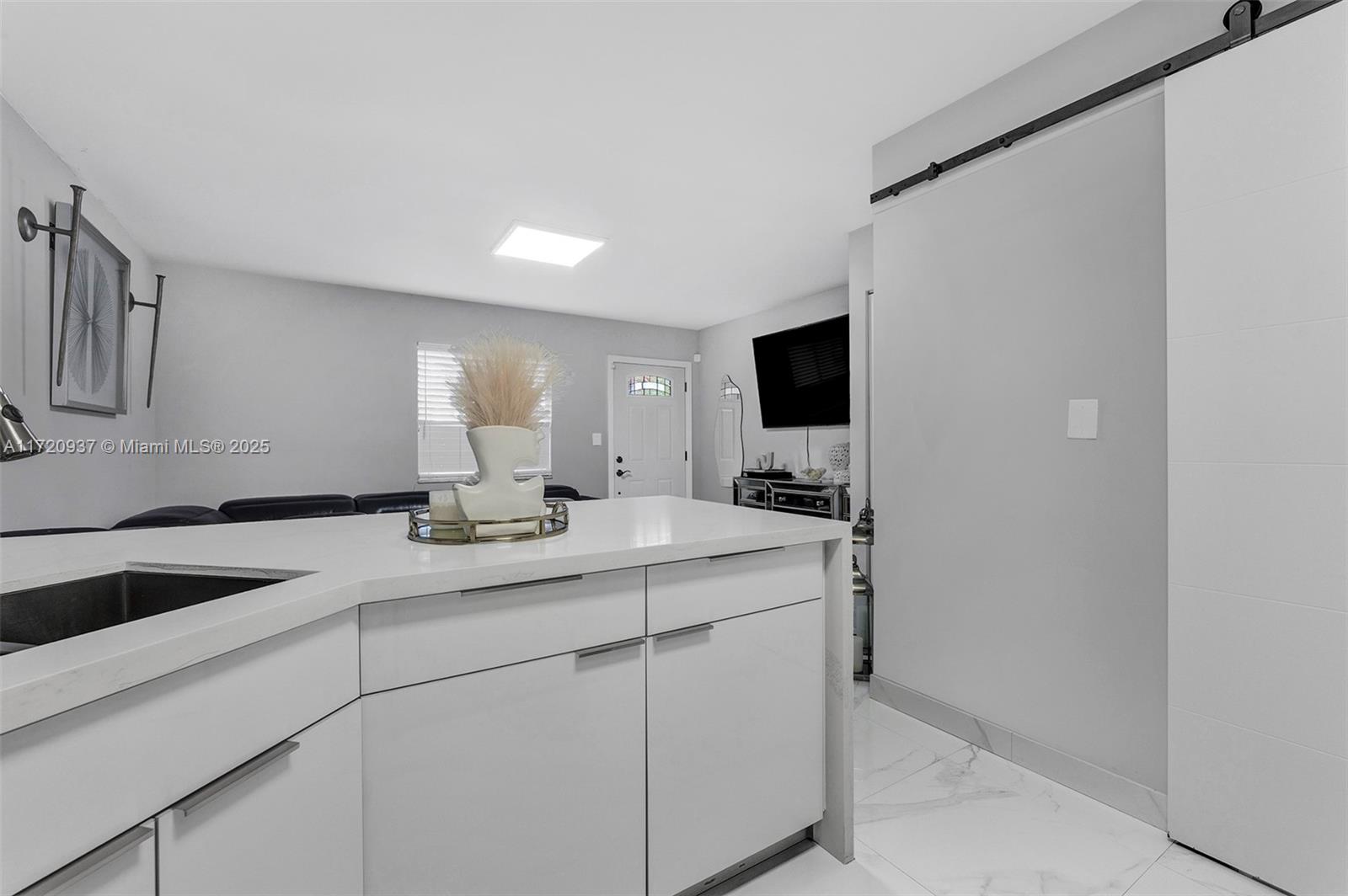 HIALEAH CLUB VILLAS CONDO - Residential
