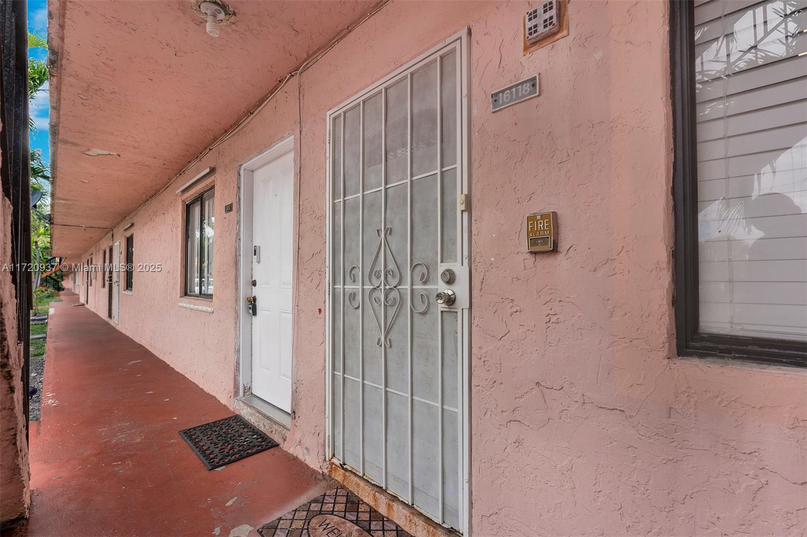 HIALEAH CLUB VILLAS CONDO - Residential