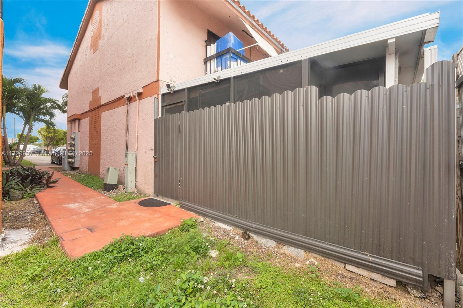 HIALEAH CLUB VILLAS CONDO - Residential