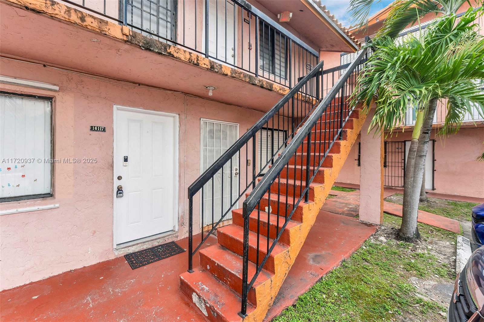 HIALEAH CLUB VILLAS CONDO - Residential