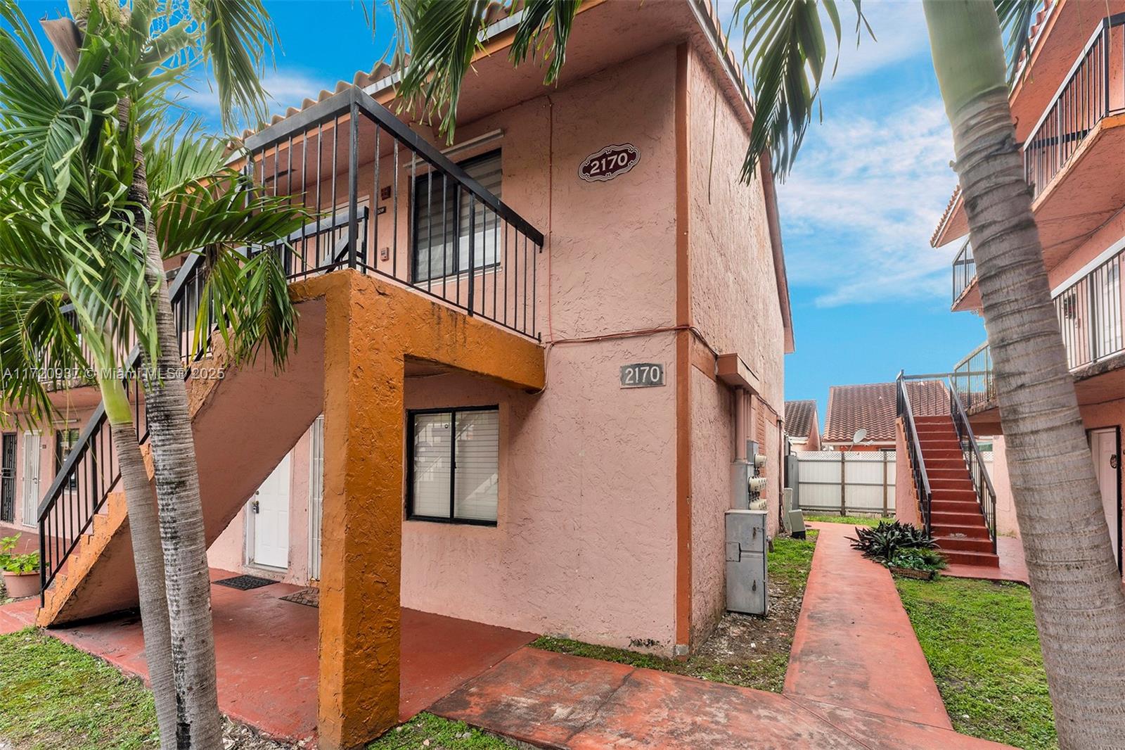 HIALEAH CLUB VILLAS CONDO - Residential