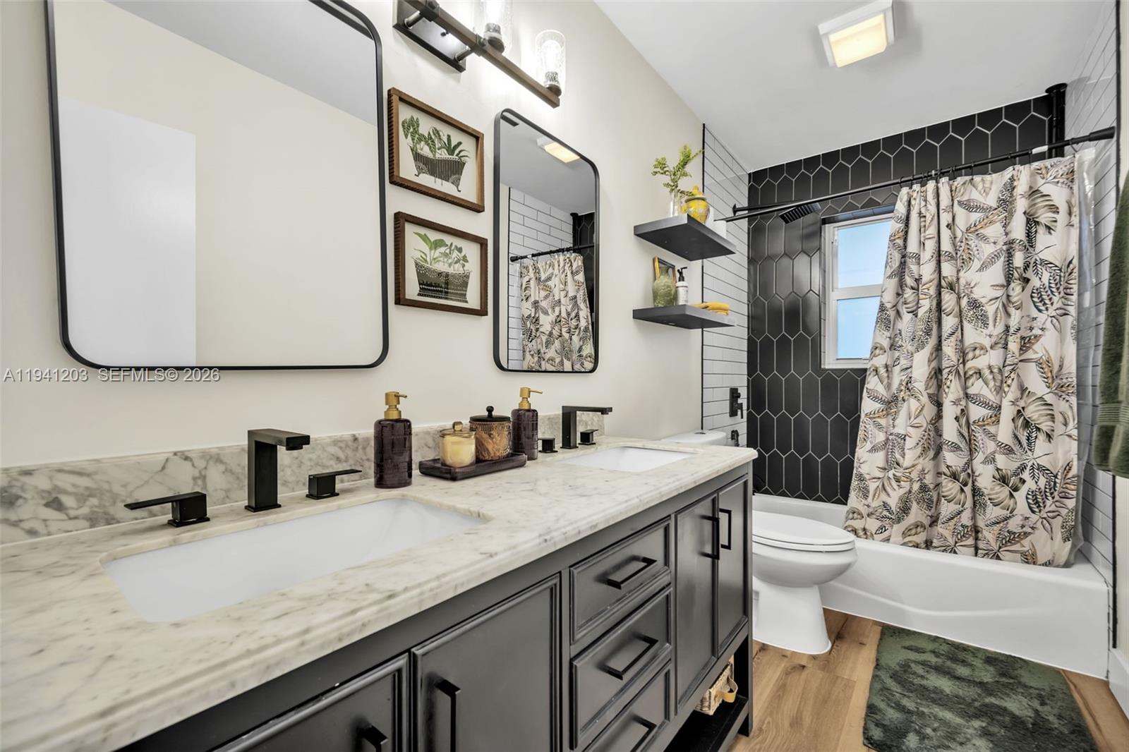 CORAL SPRINGS SUB NO 1 - Residential