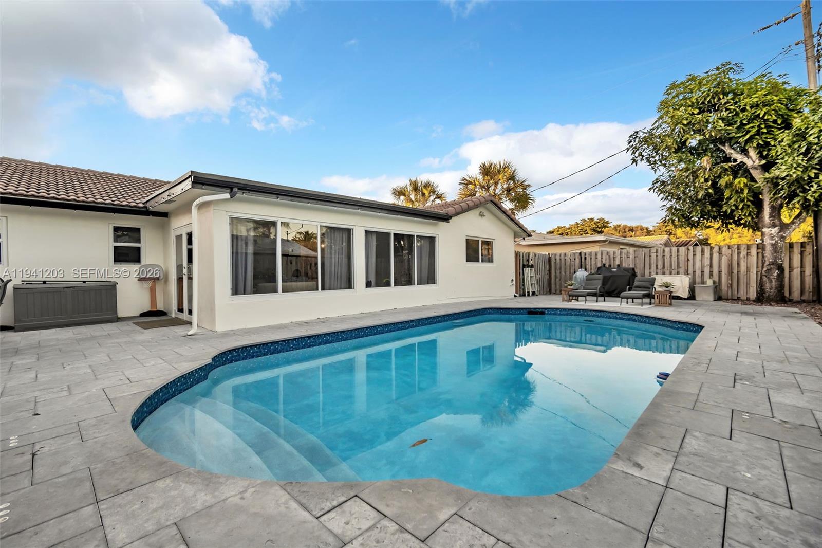 CORAL SPRINGS SUB NO 1 - Residential