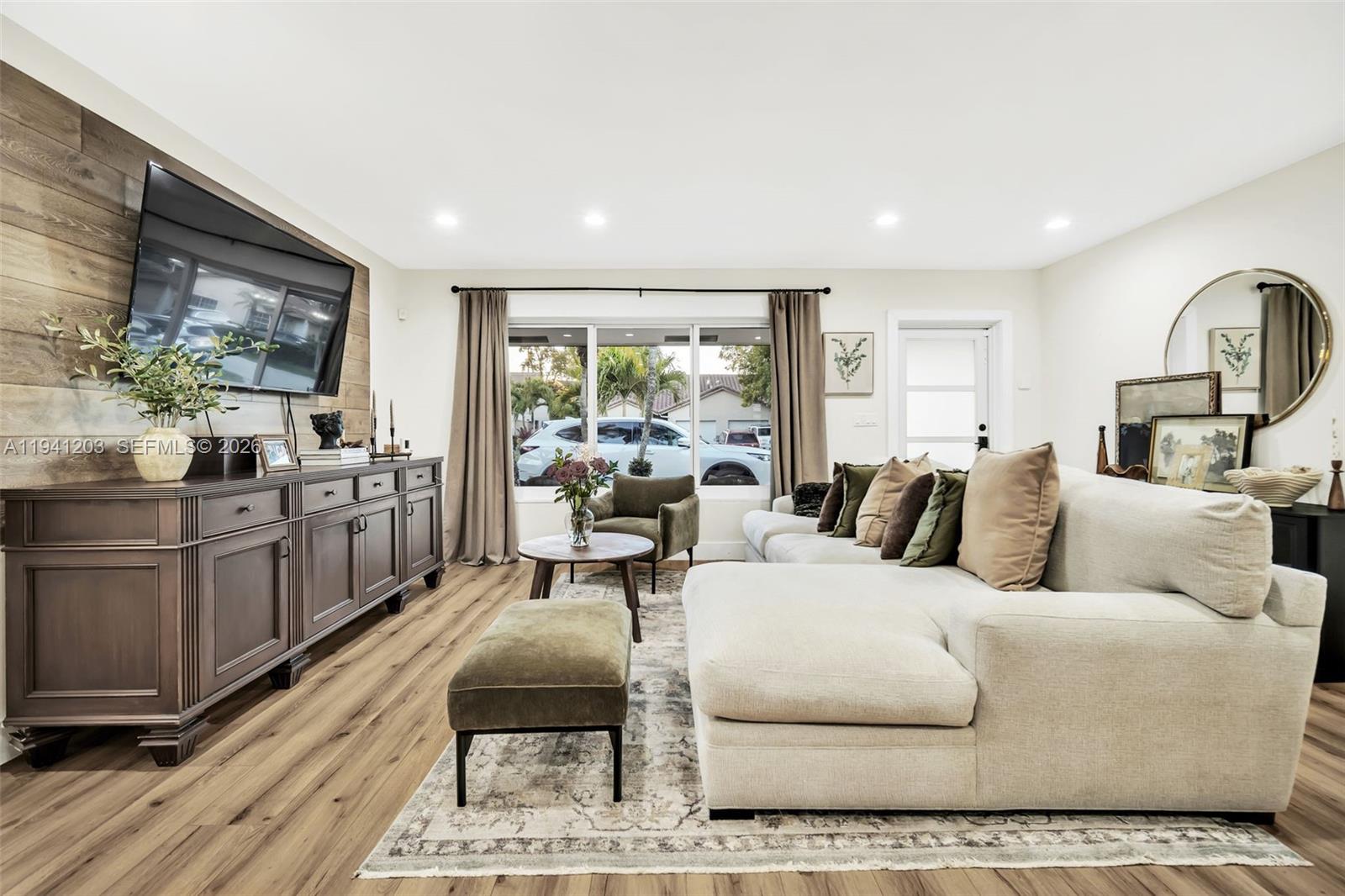 CORAL SPRINGS SUB NO 1 - Residential