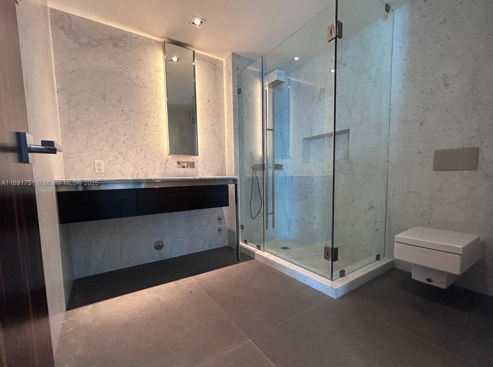 PORTOFINO TOWER CONDO - Residential
