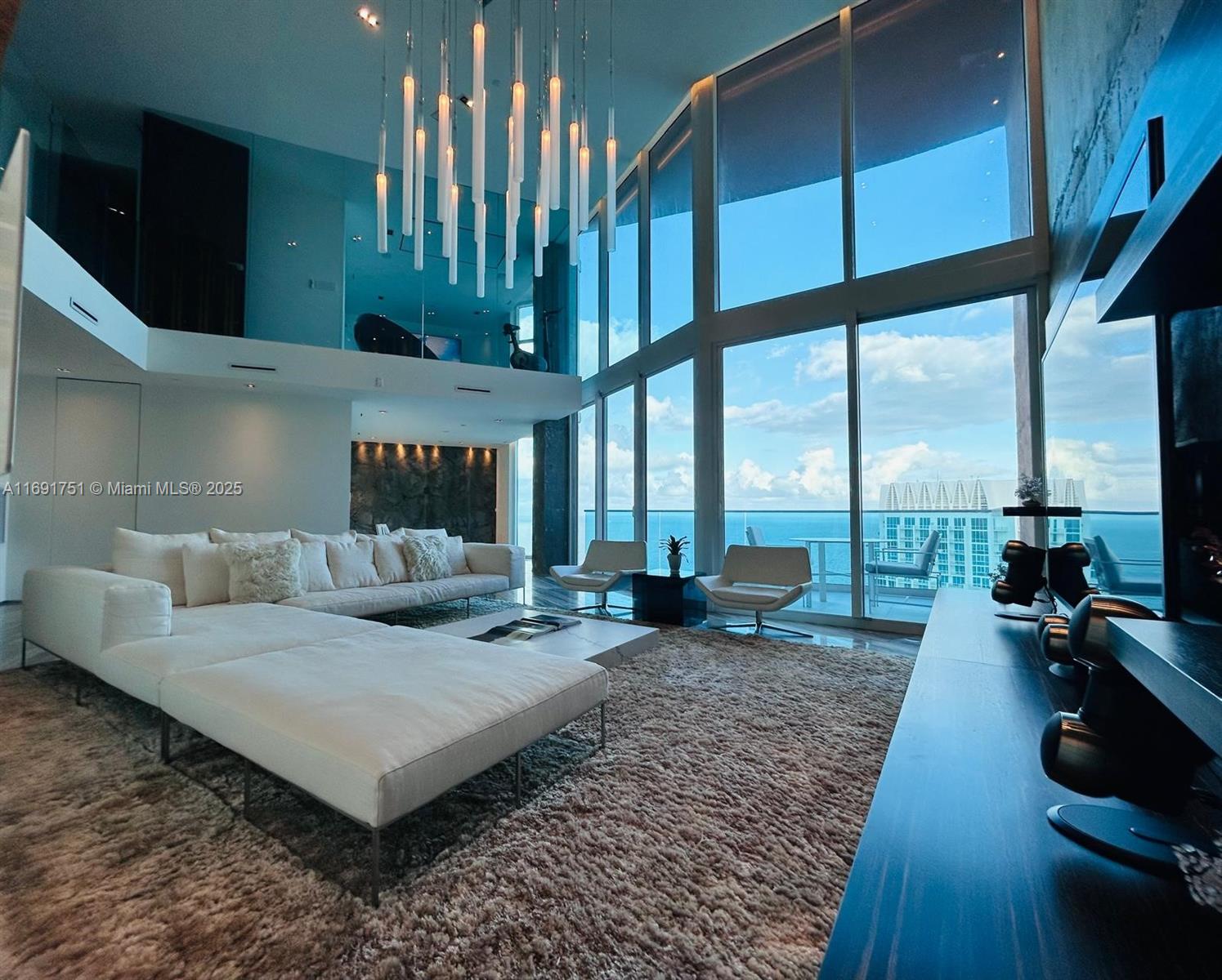 PORTOFINO TOWER CONDO - Residential