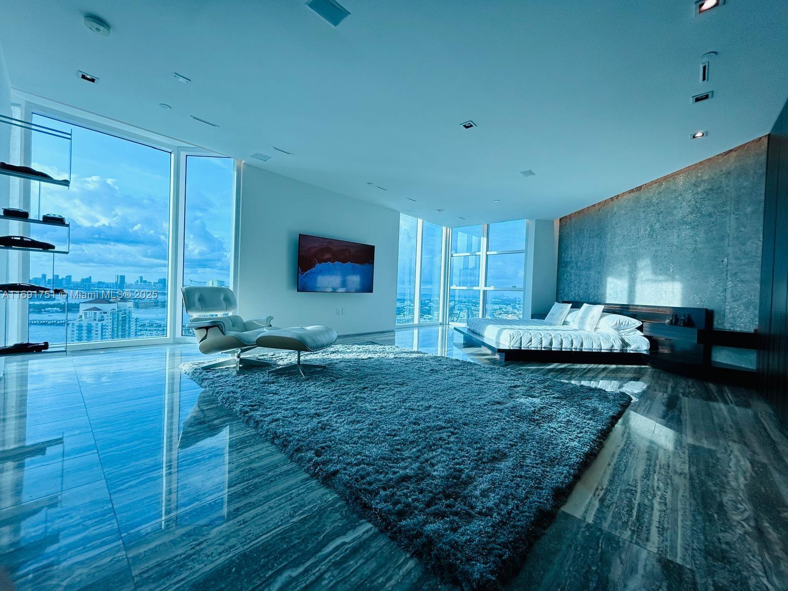 PORTOFINO TOWER CONDO - Residential