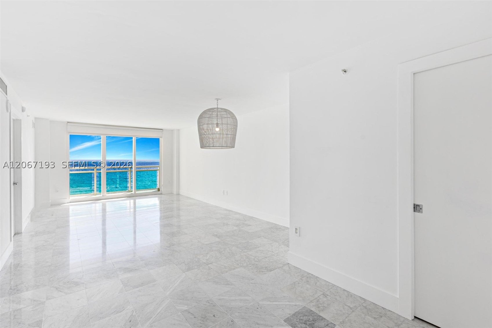 6917 Collins Ave 1009