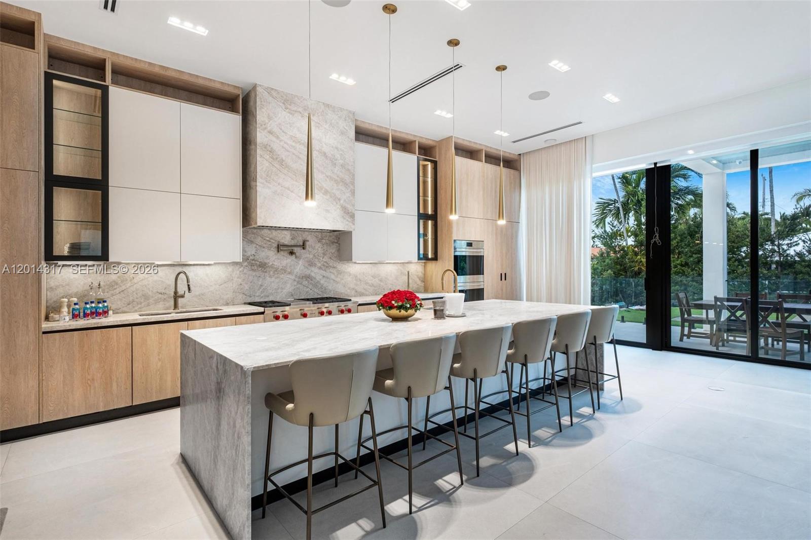 ALTOS DEL MAR NO 5 - Residential