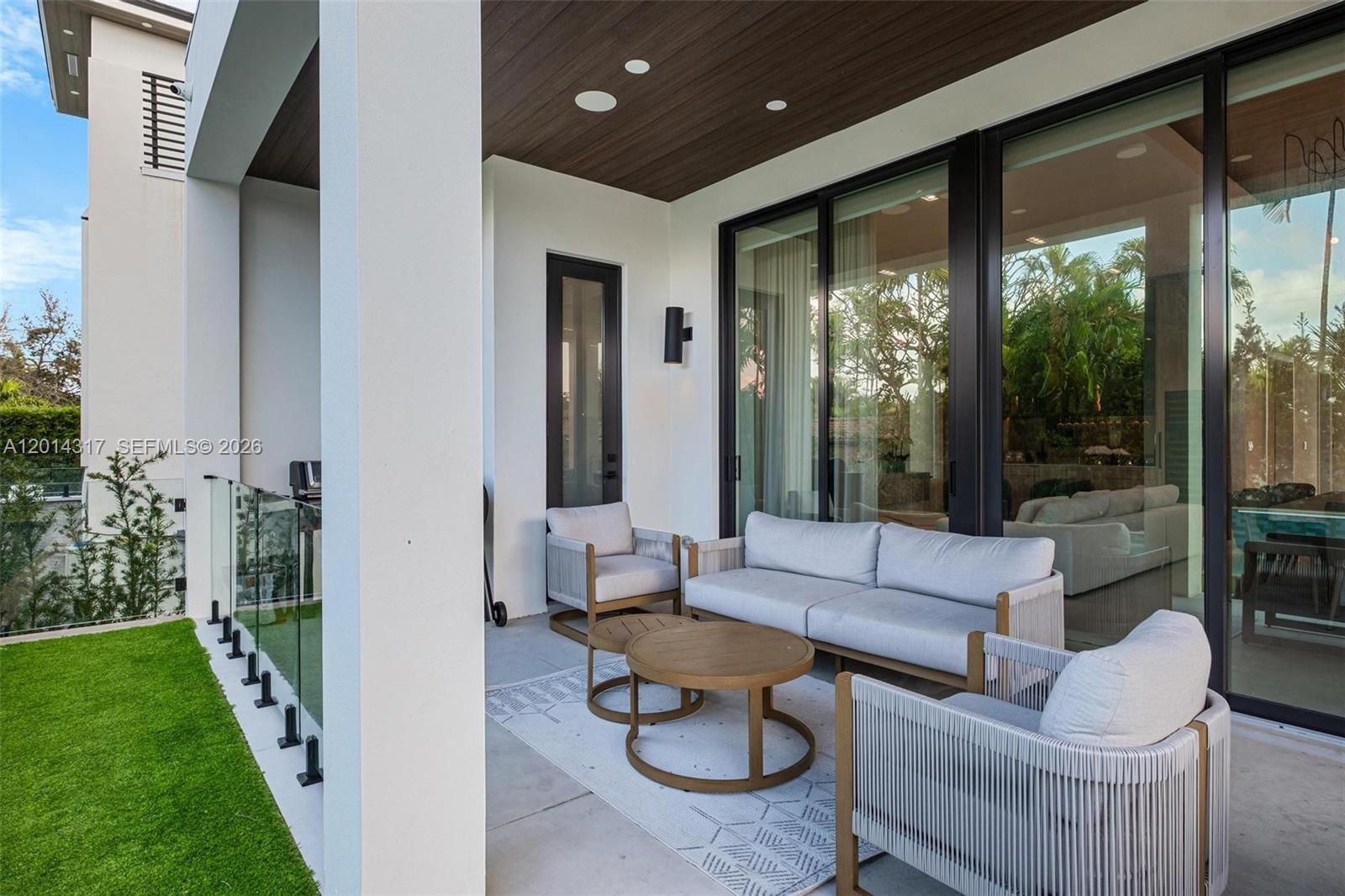 ALTOS DEL MAR NO 5 - Residential