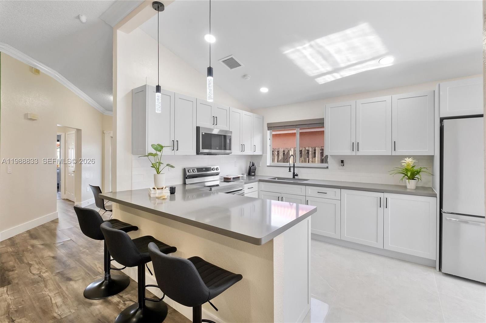 MONTERREY 2ND ADDN - Residential